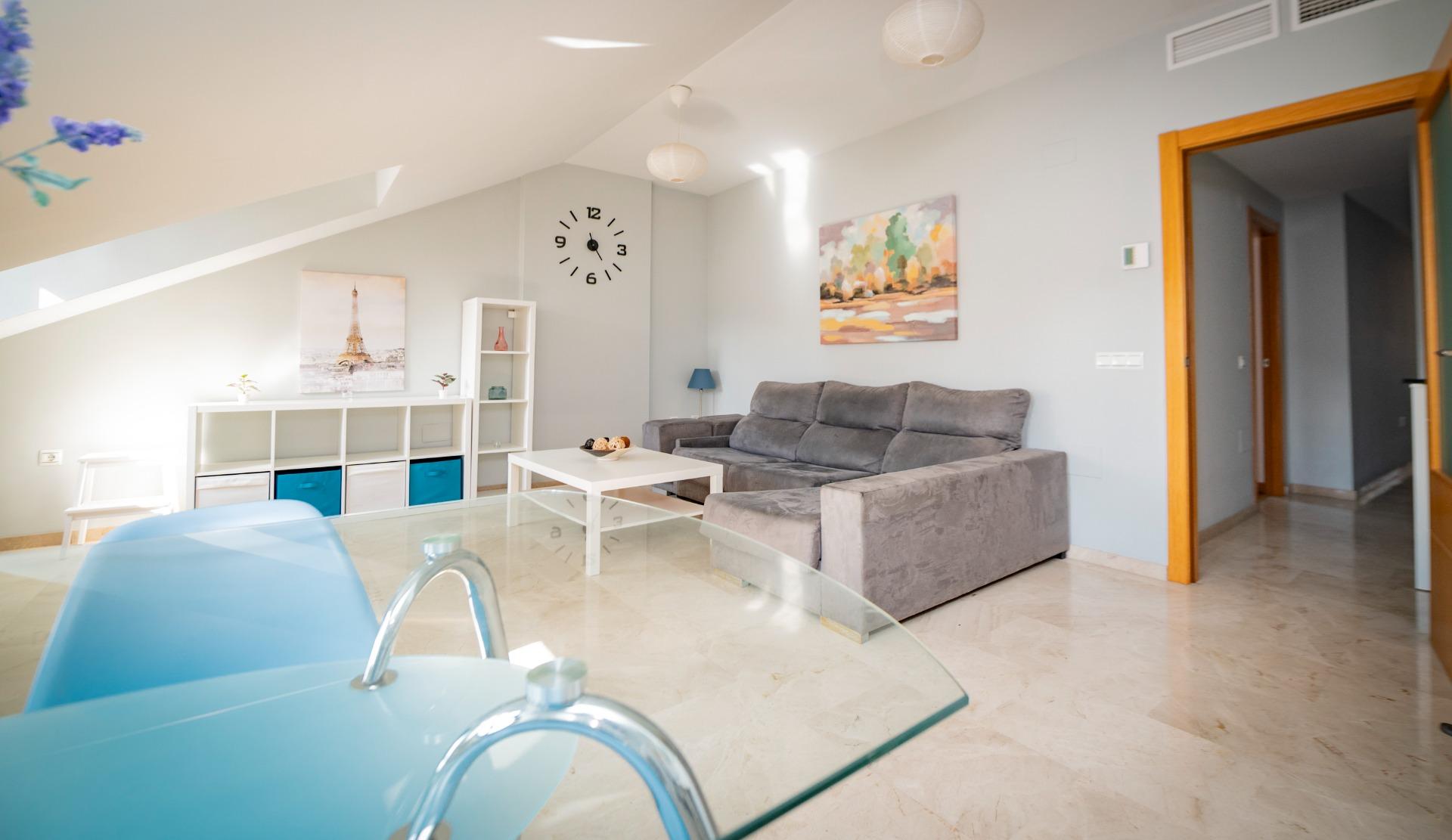 Quién compra vivienda en Antequera: perfiles y motivaciones